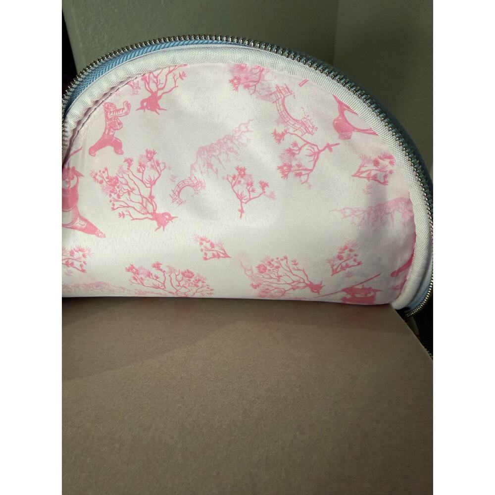 Loungefly Dreamworks Kung Fu Panda Cherry Blossom Backpack NWT - Picture 2 of 6